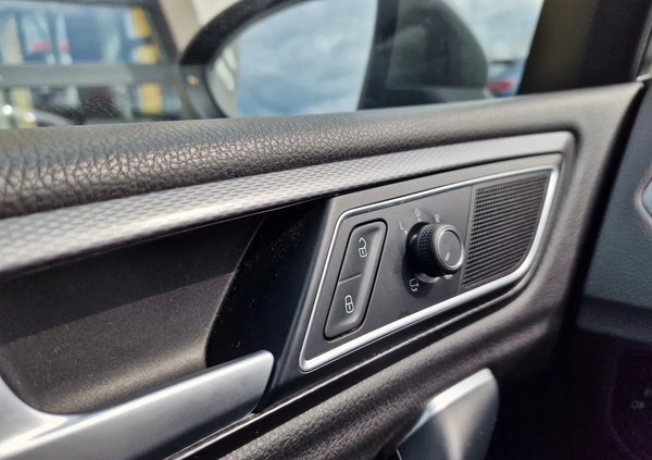 Volkswagen Golf Sportsvan cena 45900 przebieg: 88000, rok produkcji 2015 z Węgrów małe 352